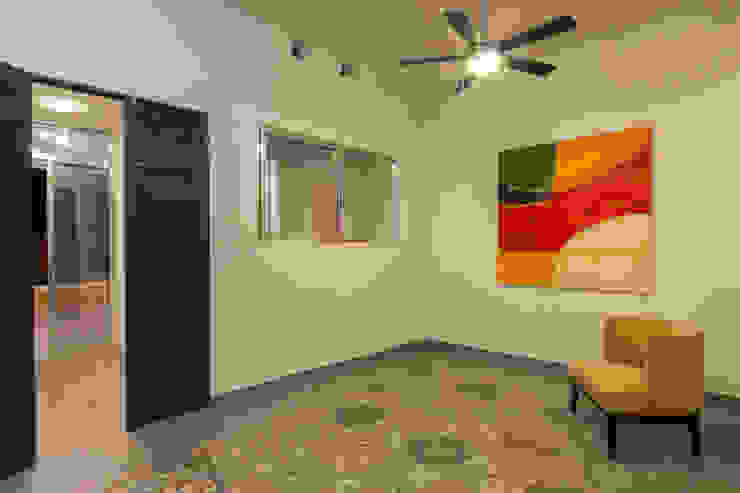 Una casa humilde por fuera ¡maravillosa por dentro! | homify | homify