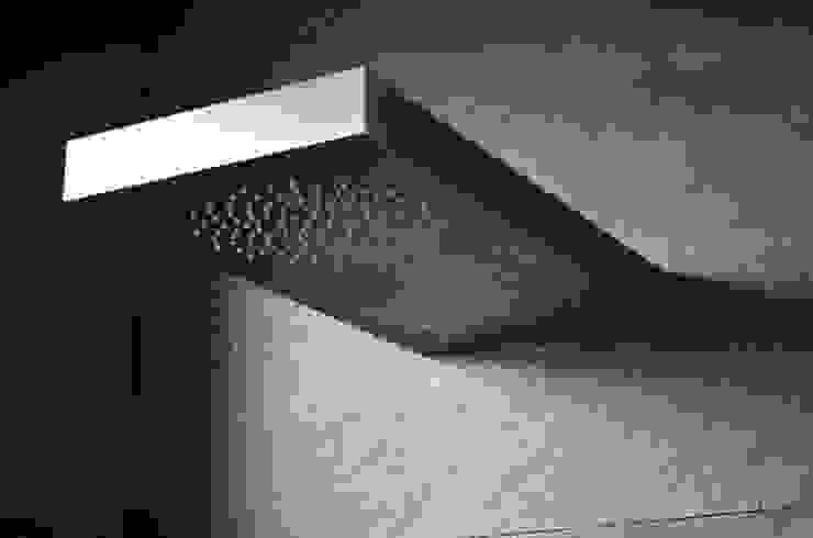 Bathrooms/ Dynamic444 od Dynamic444 Nowoczesny