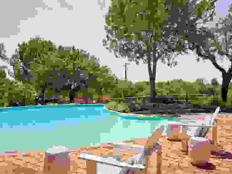 MY COTTAGE FOR A HORSE SA&V - SAARANHA&VASCONCELOS Piscinas de jardim