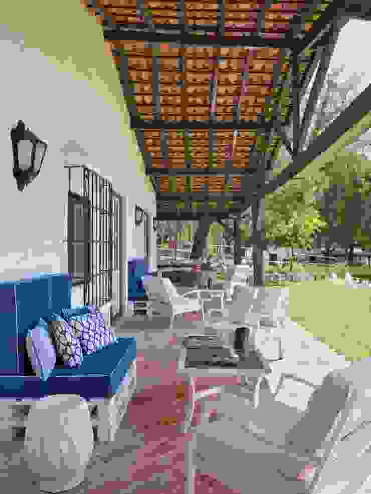 MY COTTAGE FOR A HORSE SA&V - SAARANHA&VASCONCELOS Casas campestres