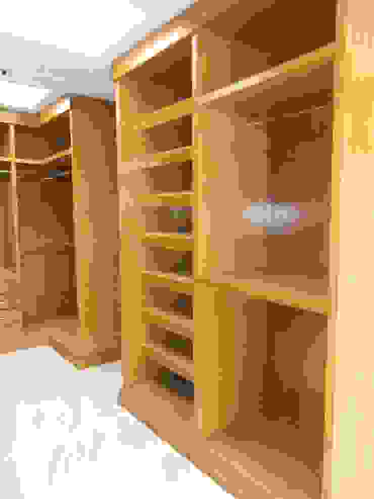 ECNarquitectura Modern style dressing rooms