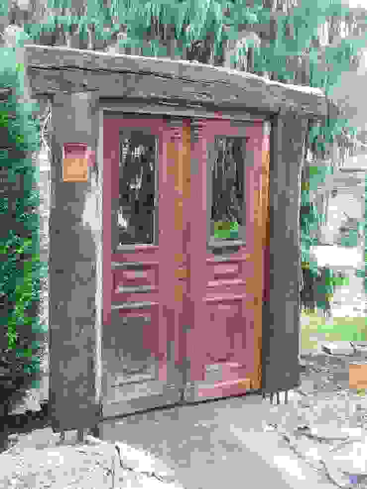 Garten Gestaltung, Fachwerk bau, Recycled Holz, Chippie Chippie Garten im Landhausstil Tür,Holz,Anlage,Holzbeize,Hütte,Nebengebäude,Dach,Außenstruktur,Blockhaus,Hartholz