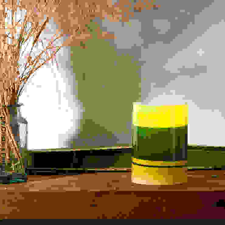 Realizzazioni Salas de estar modernas por Isola. Fotografia e Design Moderno