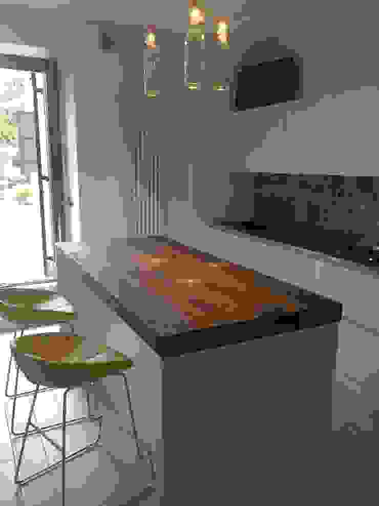 Realizzazioni Adami|Zeni Ingegneria e Architettura Modern Kitchen