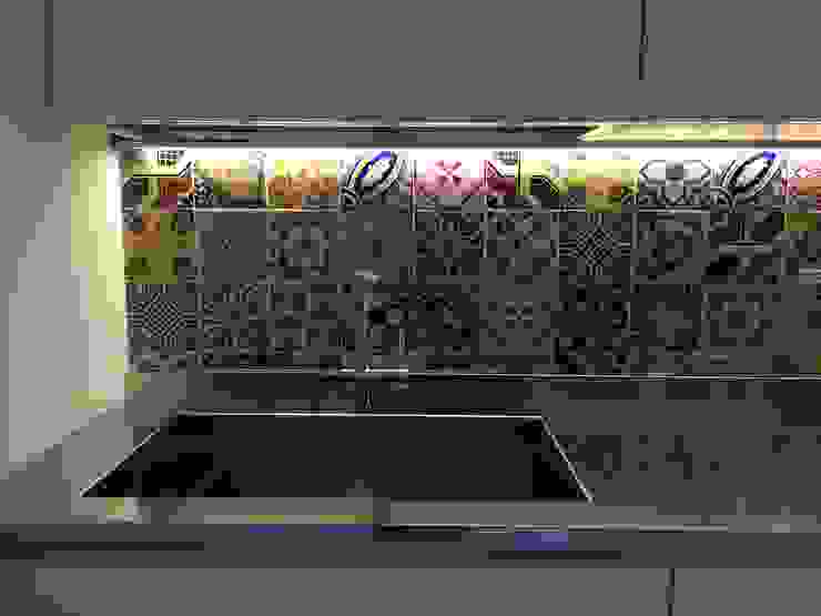 Realizzazioni Adami|Zeni Ingegneria e Architettura Modern Kitchen