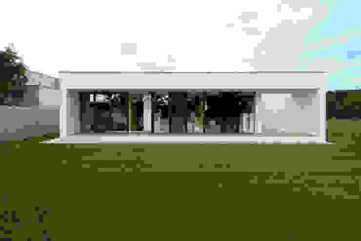 Moderner Bungalow mit Atrium | homify