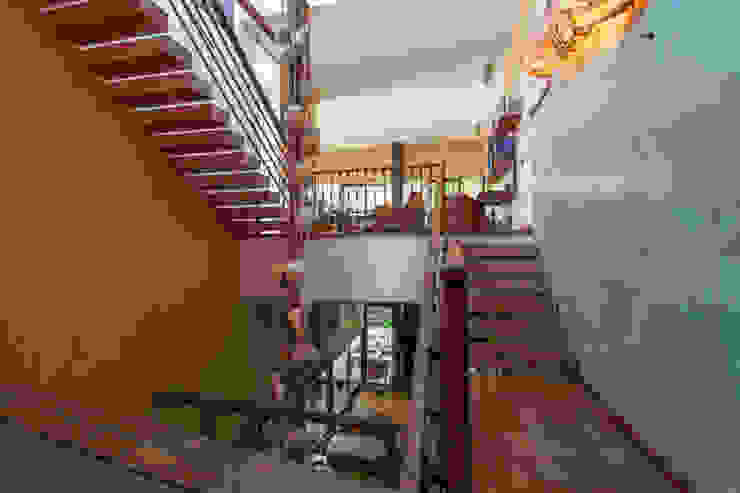 Pablo Cousinou Коридор