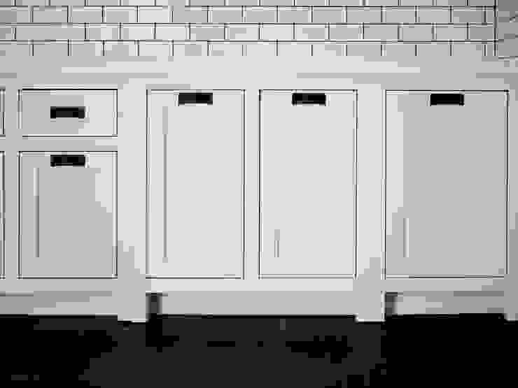 목소리 KitchenSinks & taps