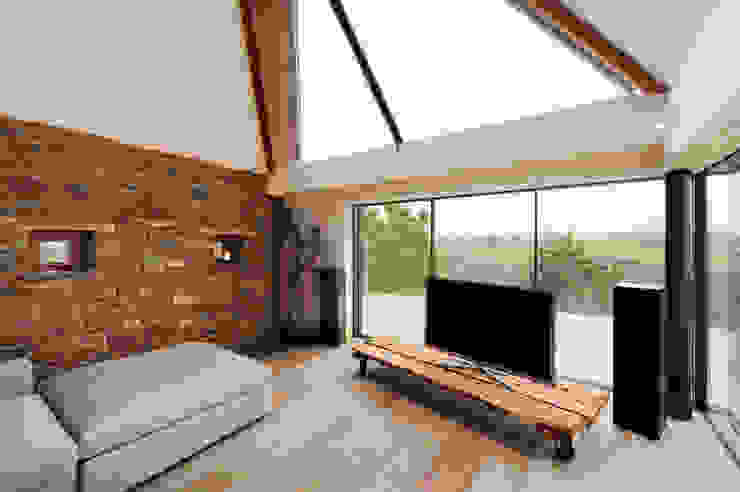 Down Barton, Devon Moderne Wohnzimmer von Trewin Design Architects Modern