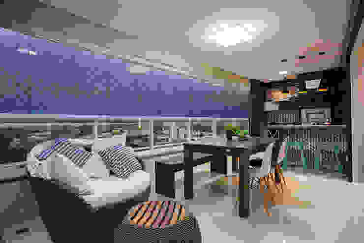 Apartamento A&R Casa2640 Varandas, alpendres e terraços ecléticos