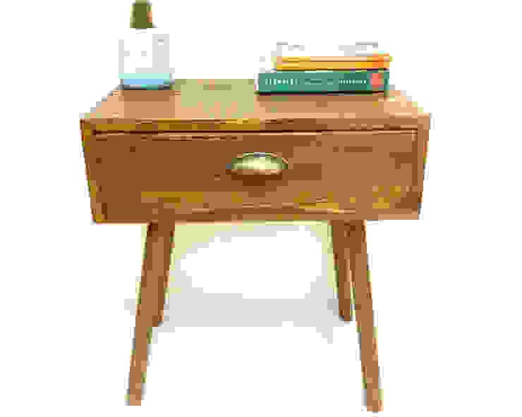 Vintage House Coruna Vintage House Coruna Living roomCupboards & sideboards