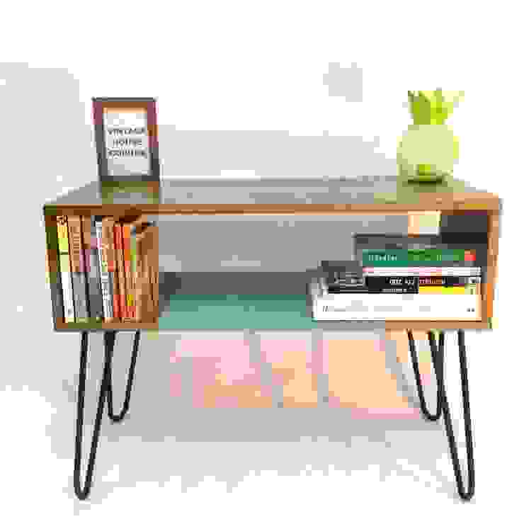 Vintage House Coruna Vintage House Coruna Living roomCupboards & sideboards