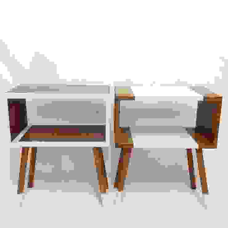 Vintage House Coruna Vintage House Coruna Living roomCupboards & sideboards