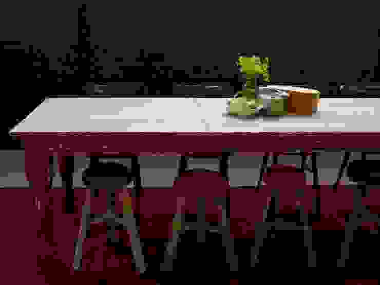 Scandinavian Design meets Industrial Chic: industriell  von Walter Vintage,Industrial   