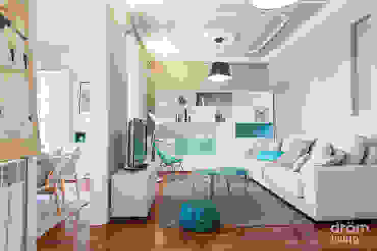 Piso modernista en Barcelona, Dröm Living Dröm Living Minimalist living room
