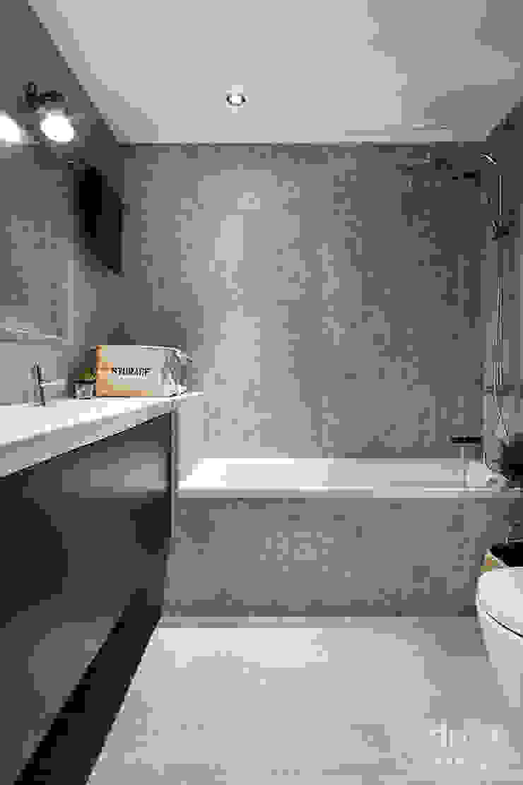 Casas de banho minimalistas por Dröm Living Minimalista