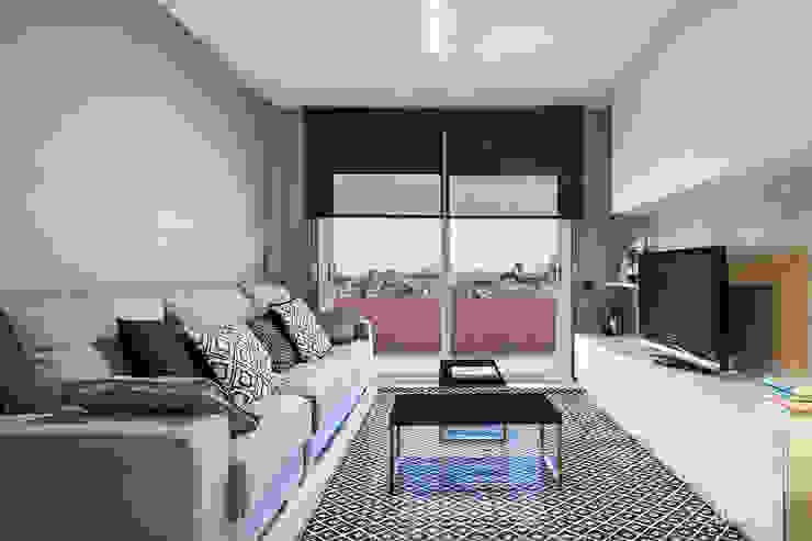 Hogar familiar en Badalona, Dröm Living Dröm Living Classic style living room