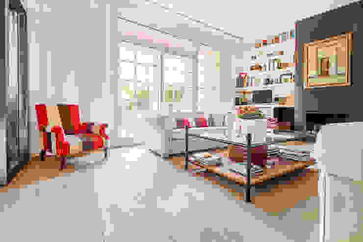 CHALET CONDE ORGAZ, Tarimas de Autor Tarimas de Autor Living room Wood