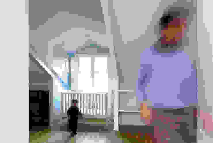 02arch Minimalist bedroom