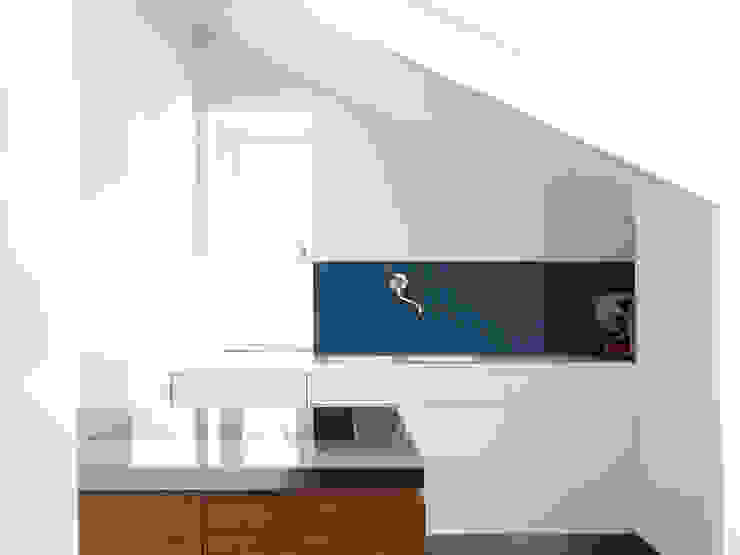 02arch Minimalist kitchen