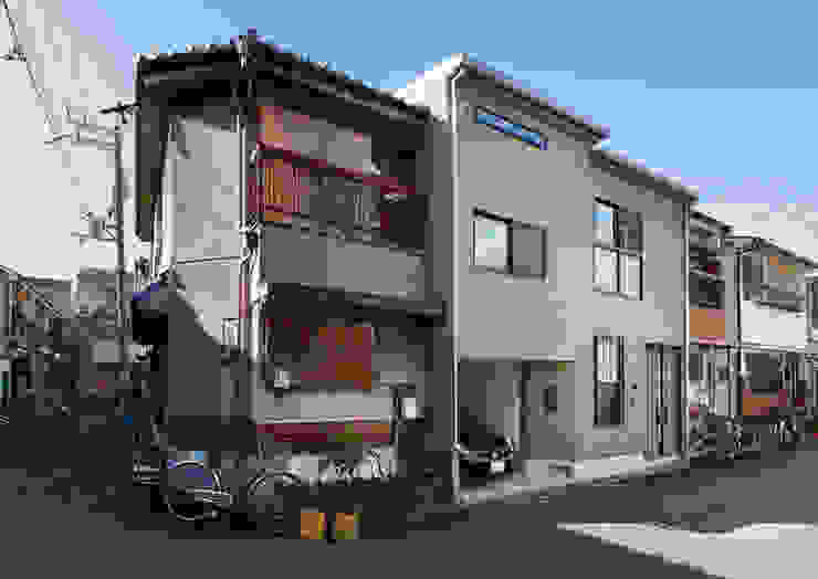 阿倍野の長屋〈renovation〉－5段の距離がいい－, 一級建築士事務所アトリエｍ 一級建築士事務所アトリエｍ Asiatische Häuser Beige