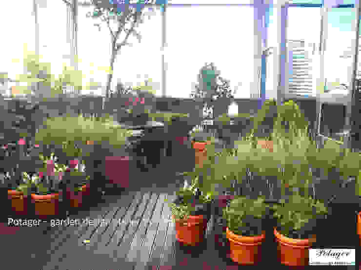Potager Klasyczny balkon, taras i weranda Zielony