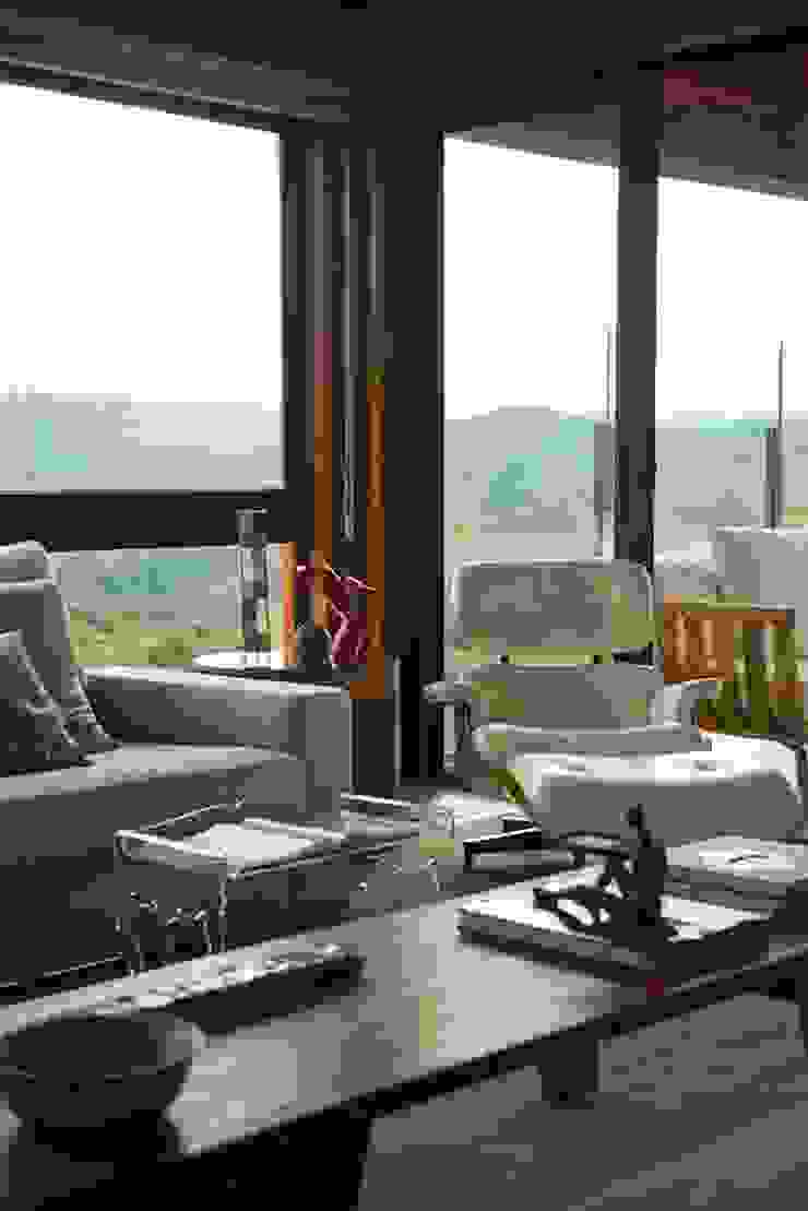 Mountain House David Guerra Arquitetura e Interiores Casas de estilo rústico