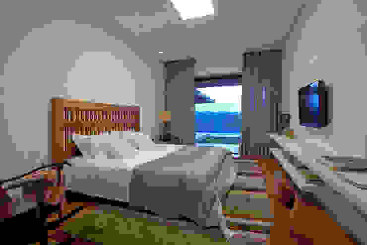 Mountain House David Guerra Arquitetura e Interiores Casas de estilo rústico