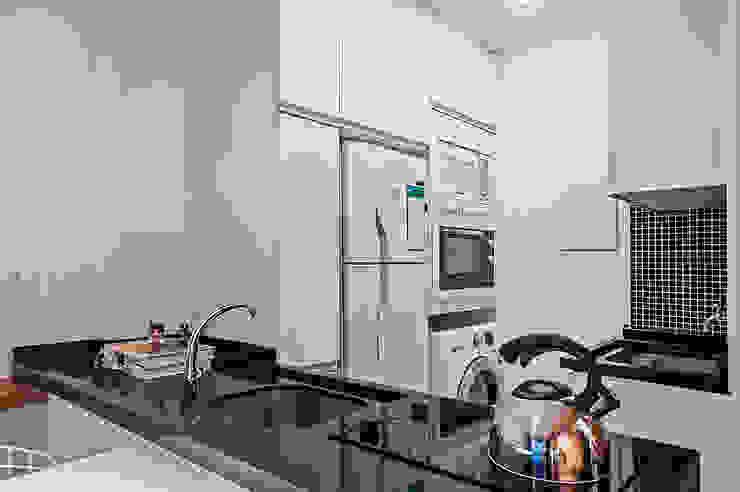 Apartamento LB Studio Boscardin.Corsi Arquitetura Cozinhas modernas