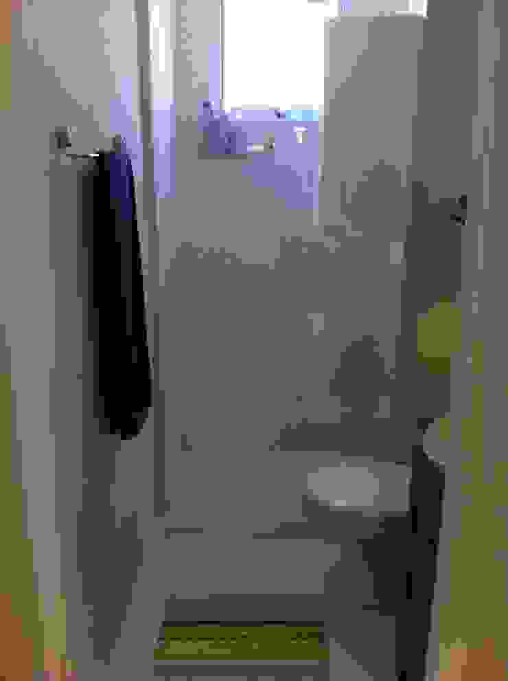Fabiana Rosello Arquitetura e Interiores Eclectic style bathroom