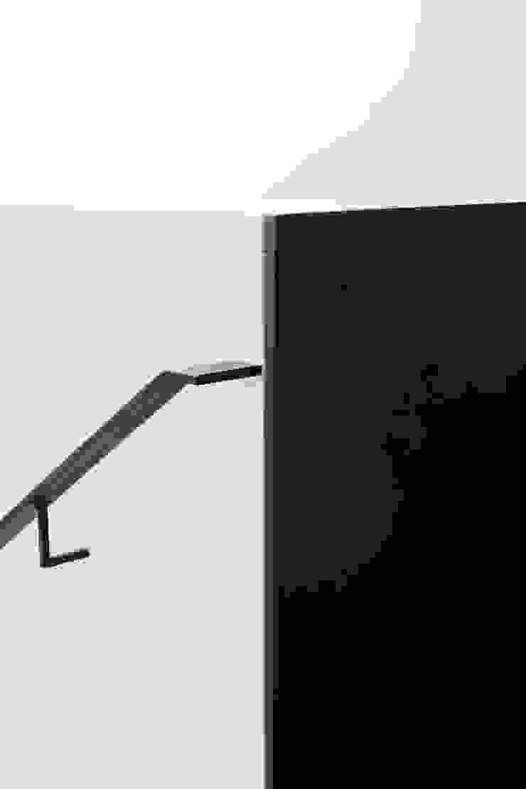 Modern corridor, hallway & stairs by Antonio Martins Interior Design Inc Modern