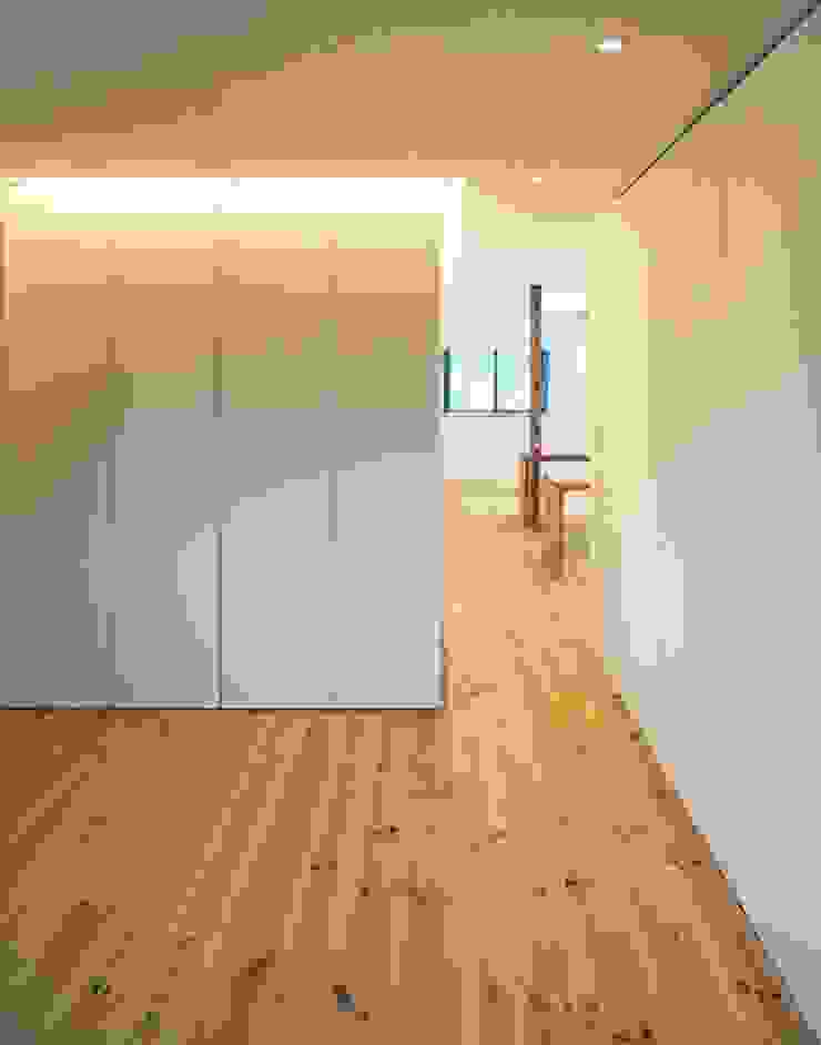 星設計室 Modern Bedroom Wood Wood effect