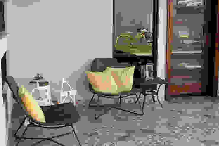 Lo Interior بلكونة أو شرفة