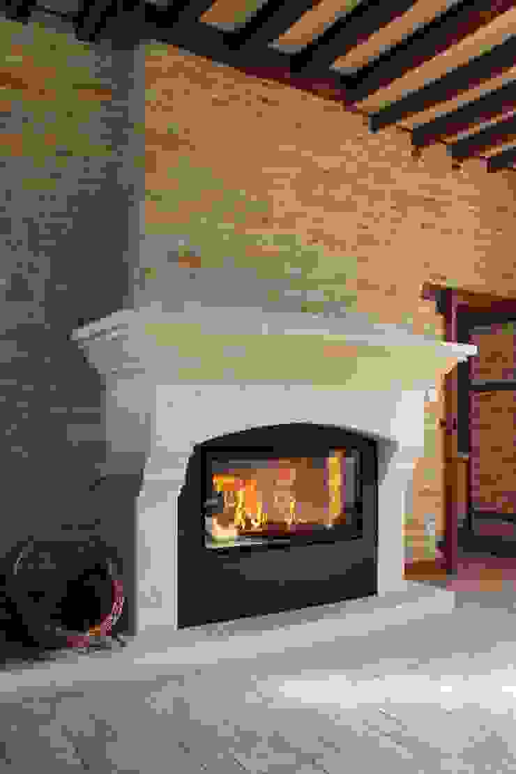 Recuperadores Lenha Bodart&Gonay - In Fire (com ventilação incorporada), Biojaq - Comércio e Distribuição de Recuperadores de Calor Lda Biojaq - Comércio e Distribuição de Recuperadores de Calor Lda Modern Living Room