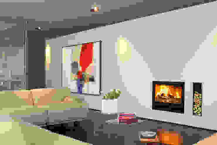 Modern living room by Biojaq - Comércio e Distribuição de Recuperadores de Calor Lda Modern