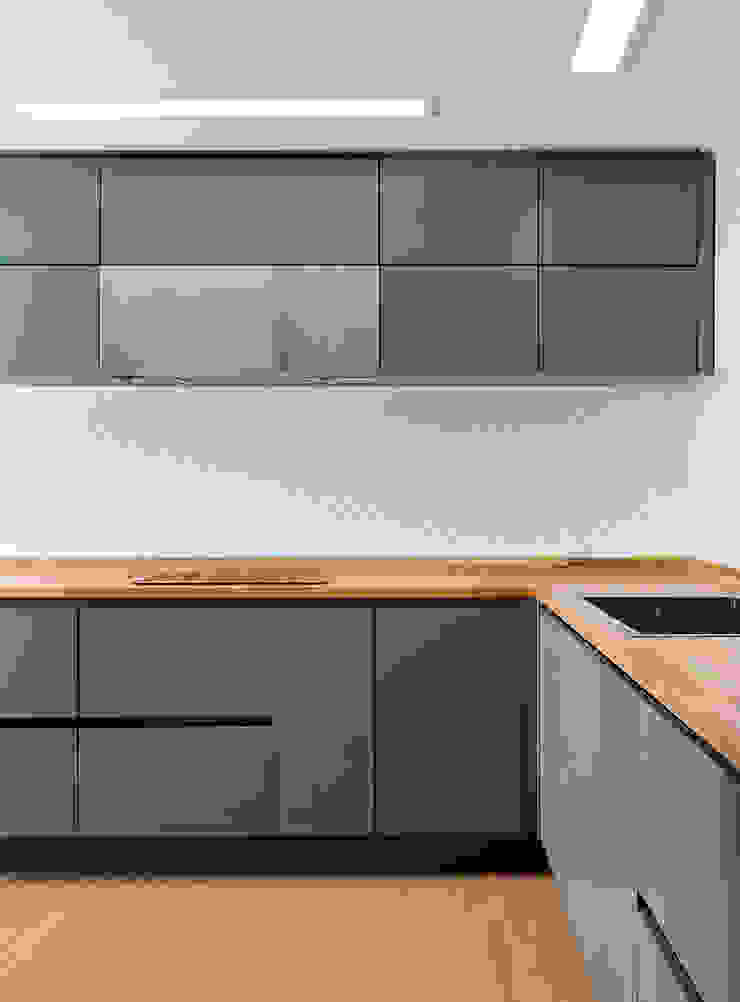 목소리 CucinaLavandini & Rubinetti Legno Grigio