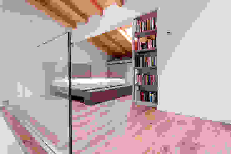 Appartamento Residenziale - Brianza - 2013 - 01, Galleria del Vento Galleria del Vento 北欧スタイルの 寝室