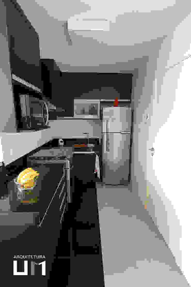 Apartamento DE, Arquitetura 1 Arquitetura 1 Minimalistische Küchen Weiß