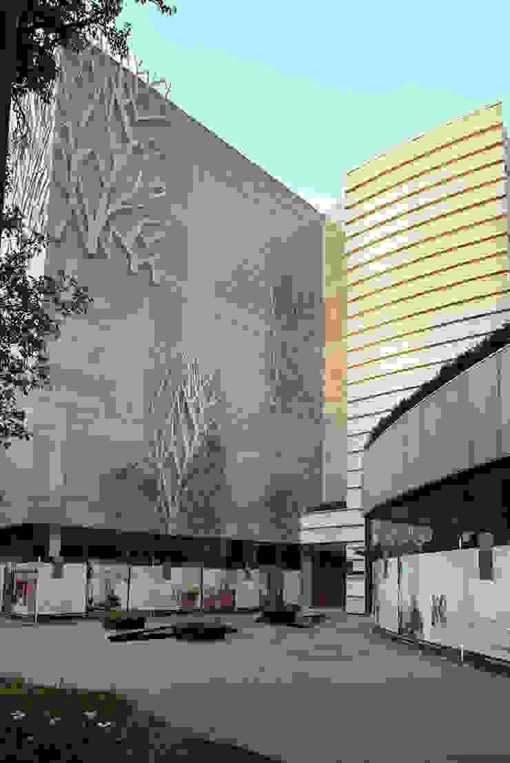 Hansi Arquitectura Modern Houses