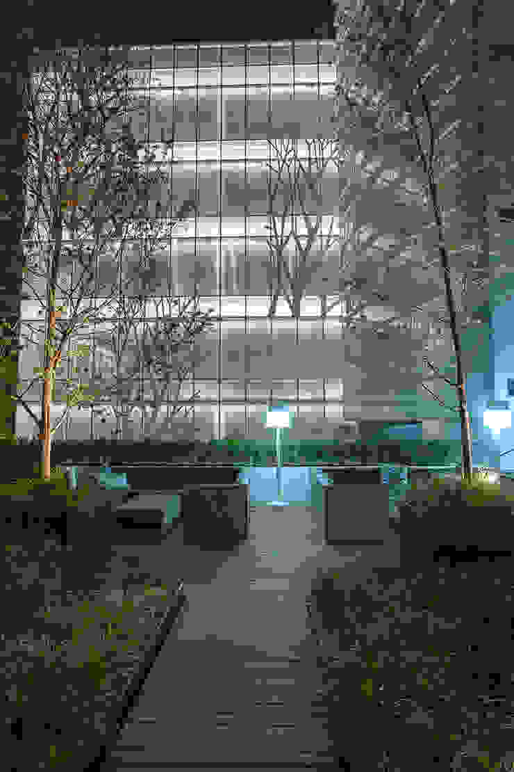 Hansi Arquitectura Modern Houses