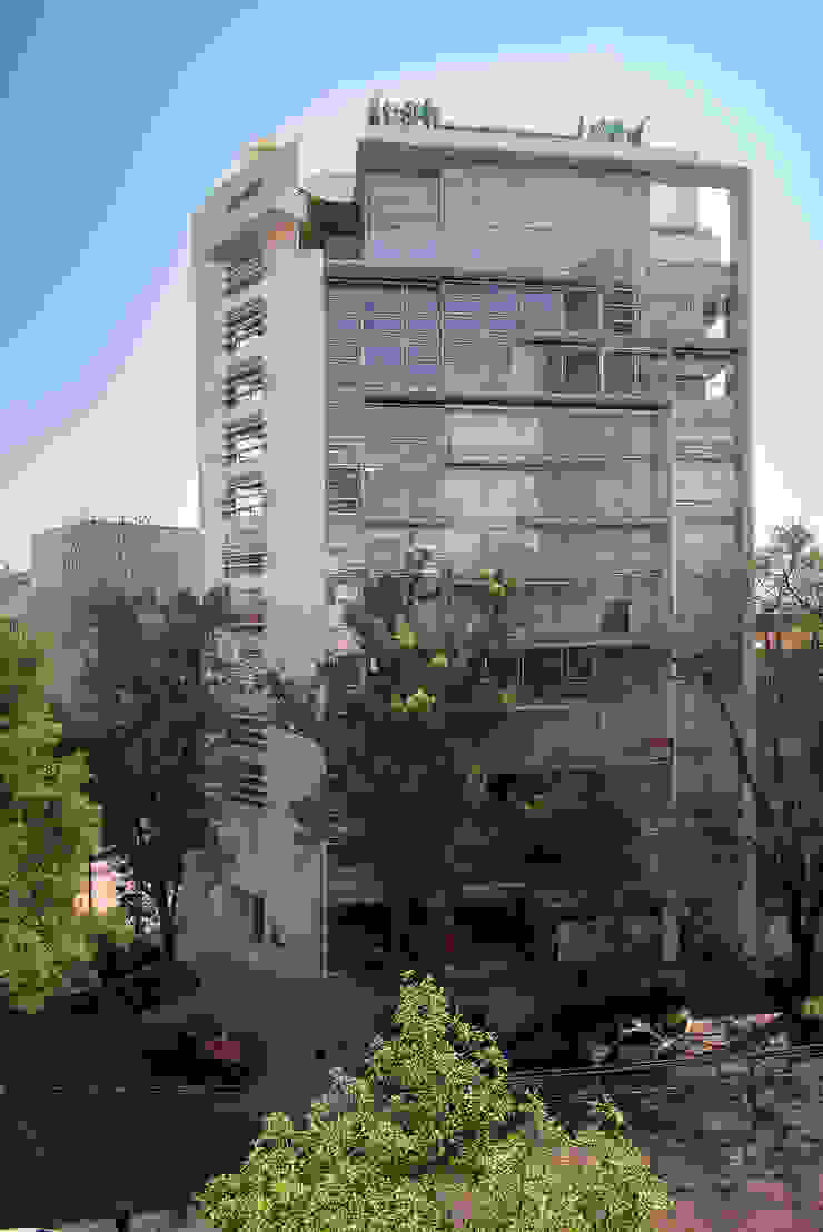 Hansi Arquitectura Modern Houses