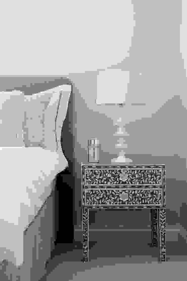 Toninho Noronha Arquitetura Modern style bedroom