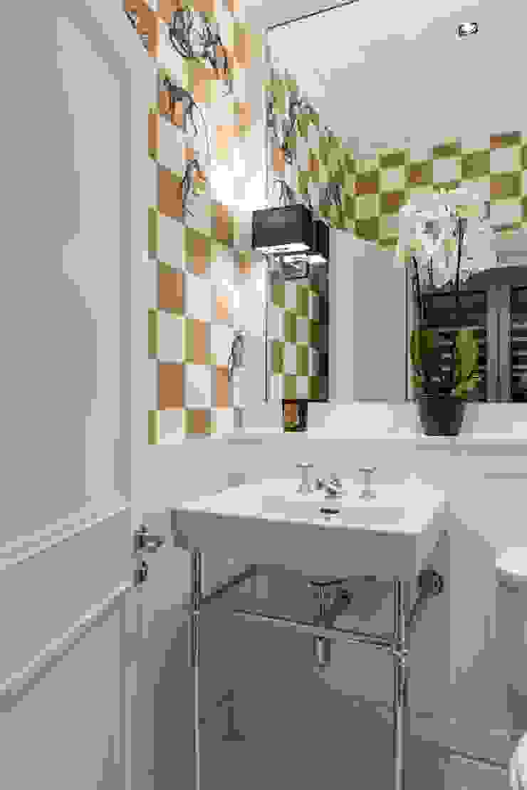 Toninho Noronha Arquitetura Modern bathroom