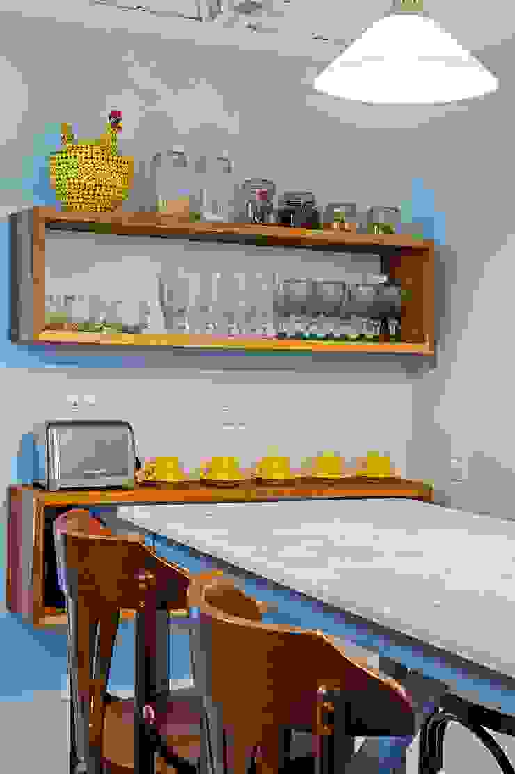 APARTAMENTO FO Studio Boscardin.Corsi Arquitetura Cozinhas rústicas