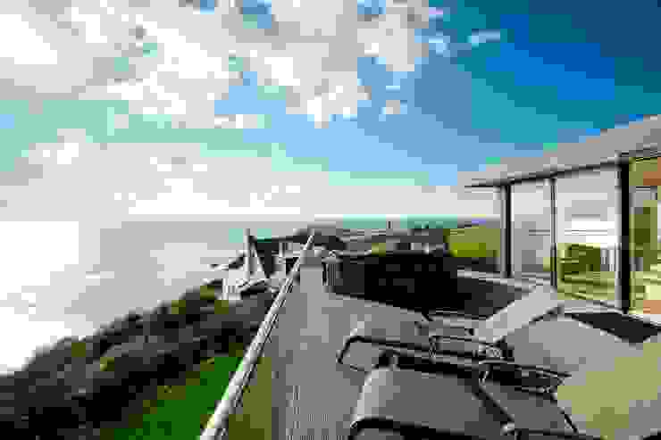 Decking Perfect Stays Balcones y terrazas modernos