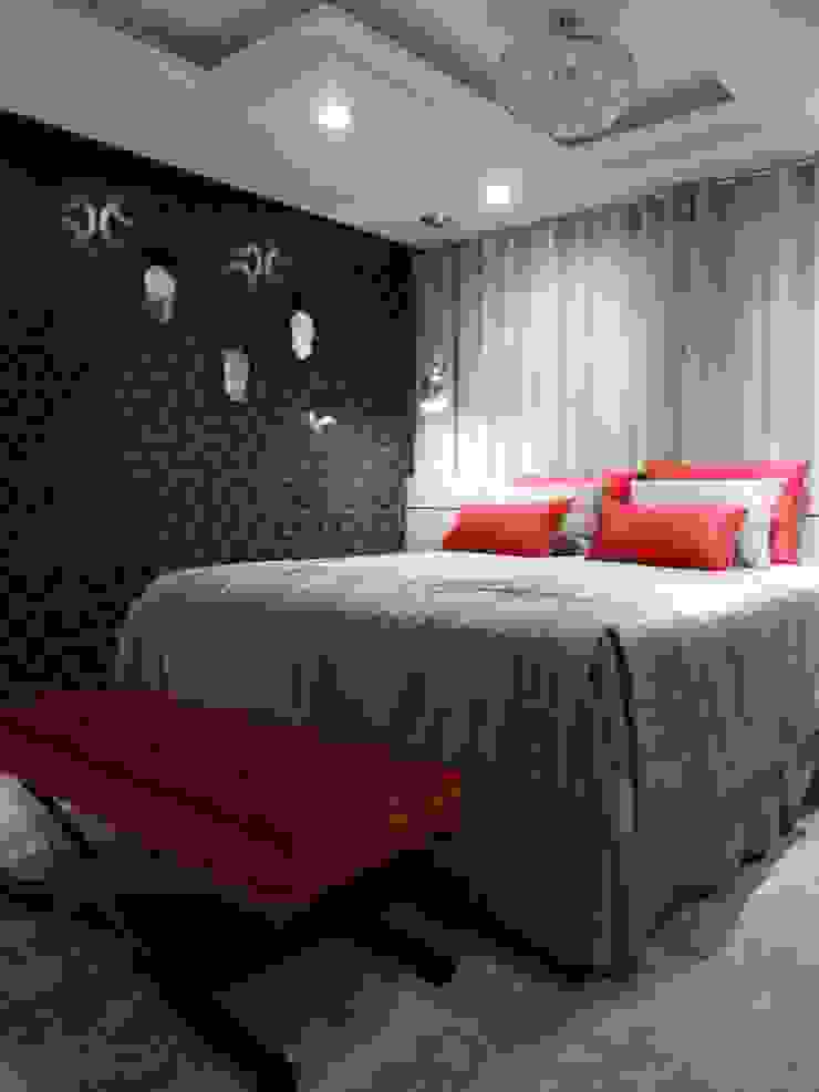 suíte master - vermelho, preto, branco, cinza e bege Mariana Von Kruger Modern style bedroom