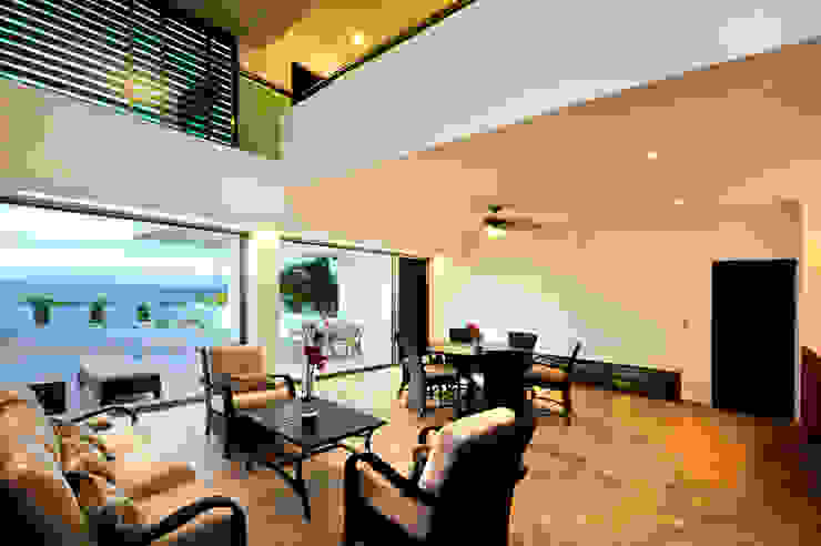 LIZZIE VALENCIA arquitectura & diseño Modern living room