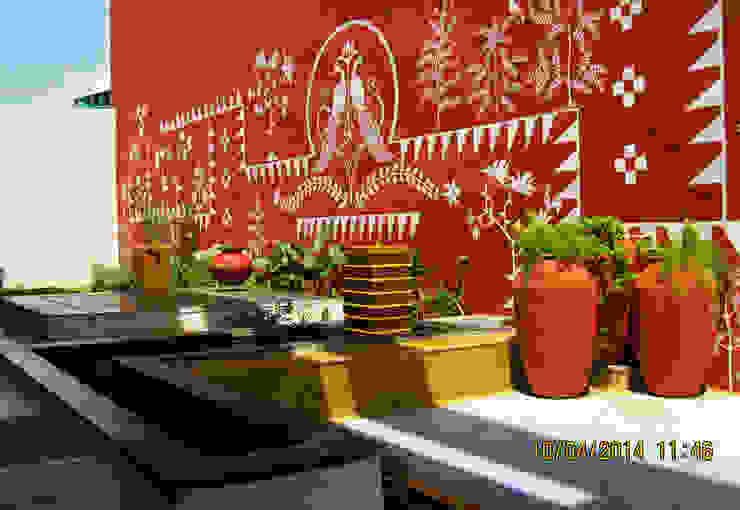 THE CAFTED HOUSE , ar.dhananjay pund architects & designers ar.dhananjay pund architects & designers Asian style garden