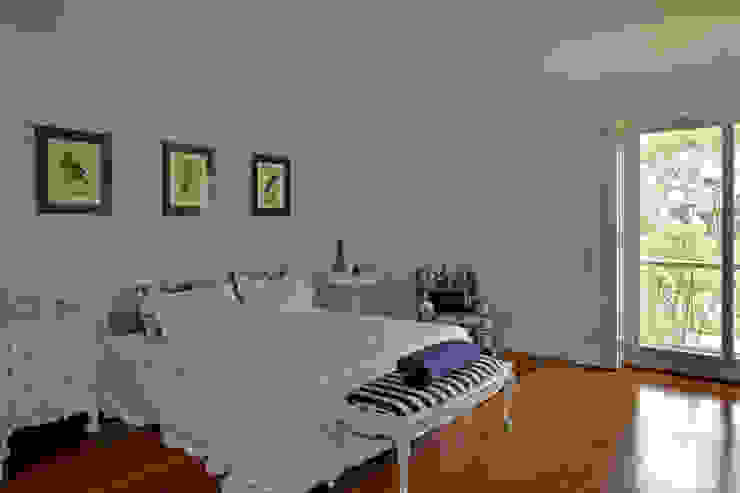 Célia Orlandi por Ato em Arte BedroomAccessories & decoration