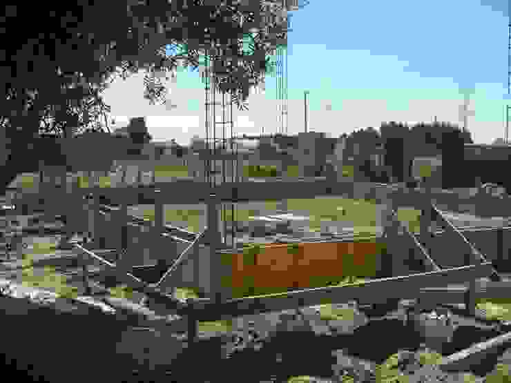 Implantação de pilares. Casas campestres por knowhowtobuild Campestre